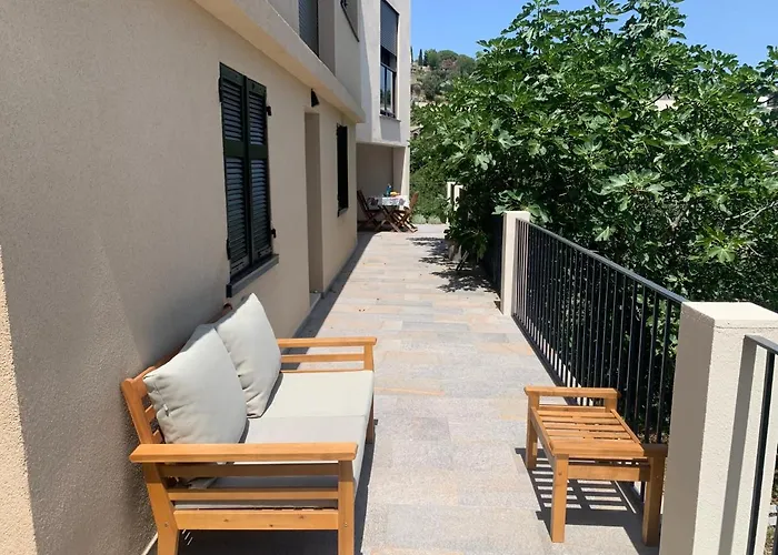 Rez De Avec Terrasse Vue Apartment